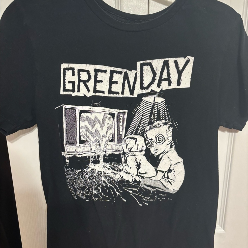 Green Day Graphic T-Shirt